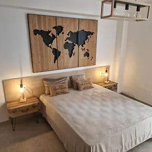 https://the-waves.palermohotels.org