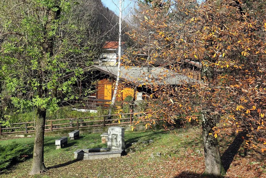 B&B Dei Laghi Magreglio Nocleg ze śniadaniem